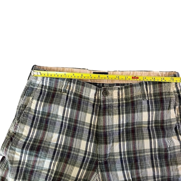 IZOD Plaid Cotton Shorts – Men’s Size 36 Casual Preppy Summer Checkered Shorts - Picture 6 of 10
